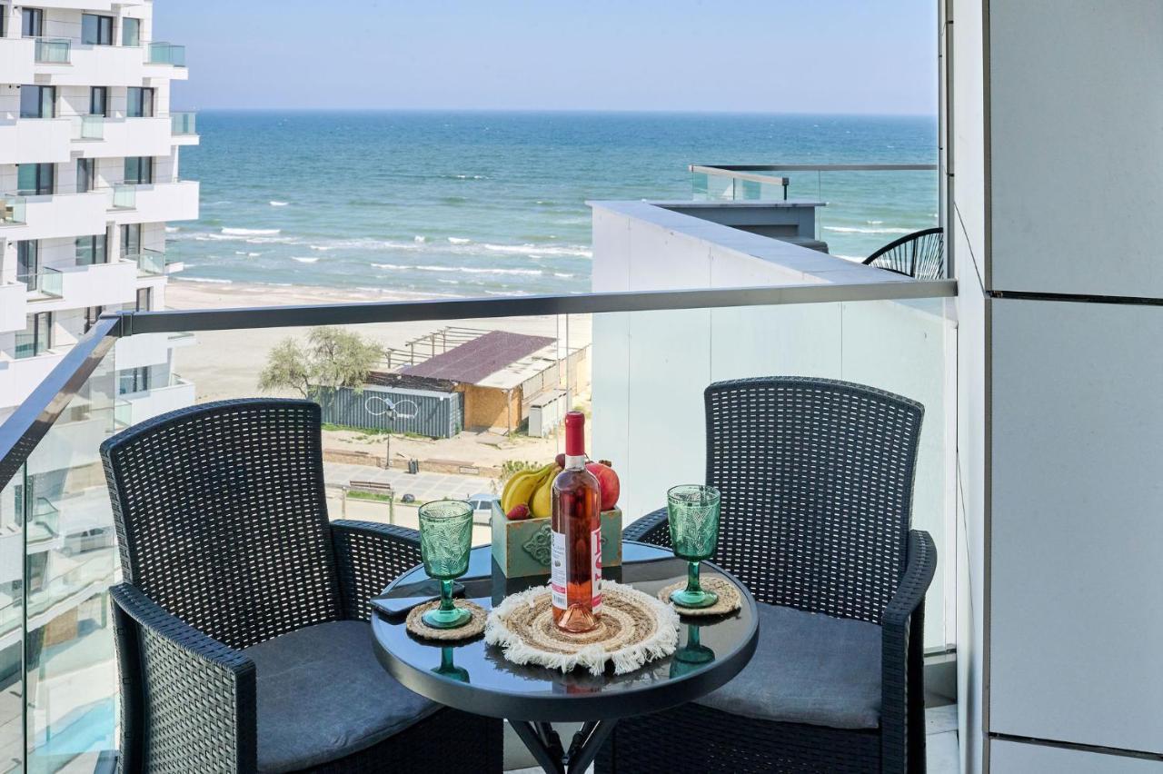 Ademar Luxury Apartment- Spa&Pool Beach Resort Mamaia Exterior foto